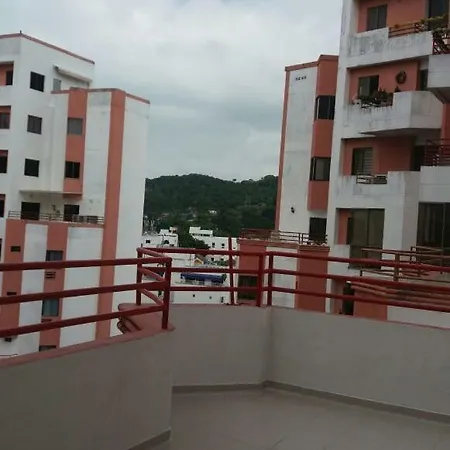 Conjunto Residencial Laguna De San Lazaro Hotel